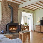 West Wing - Uk43894 Ferienhaus Great Edston